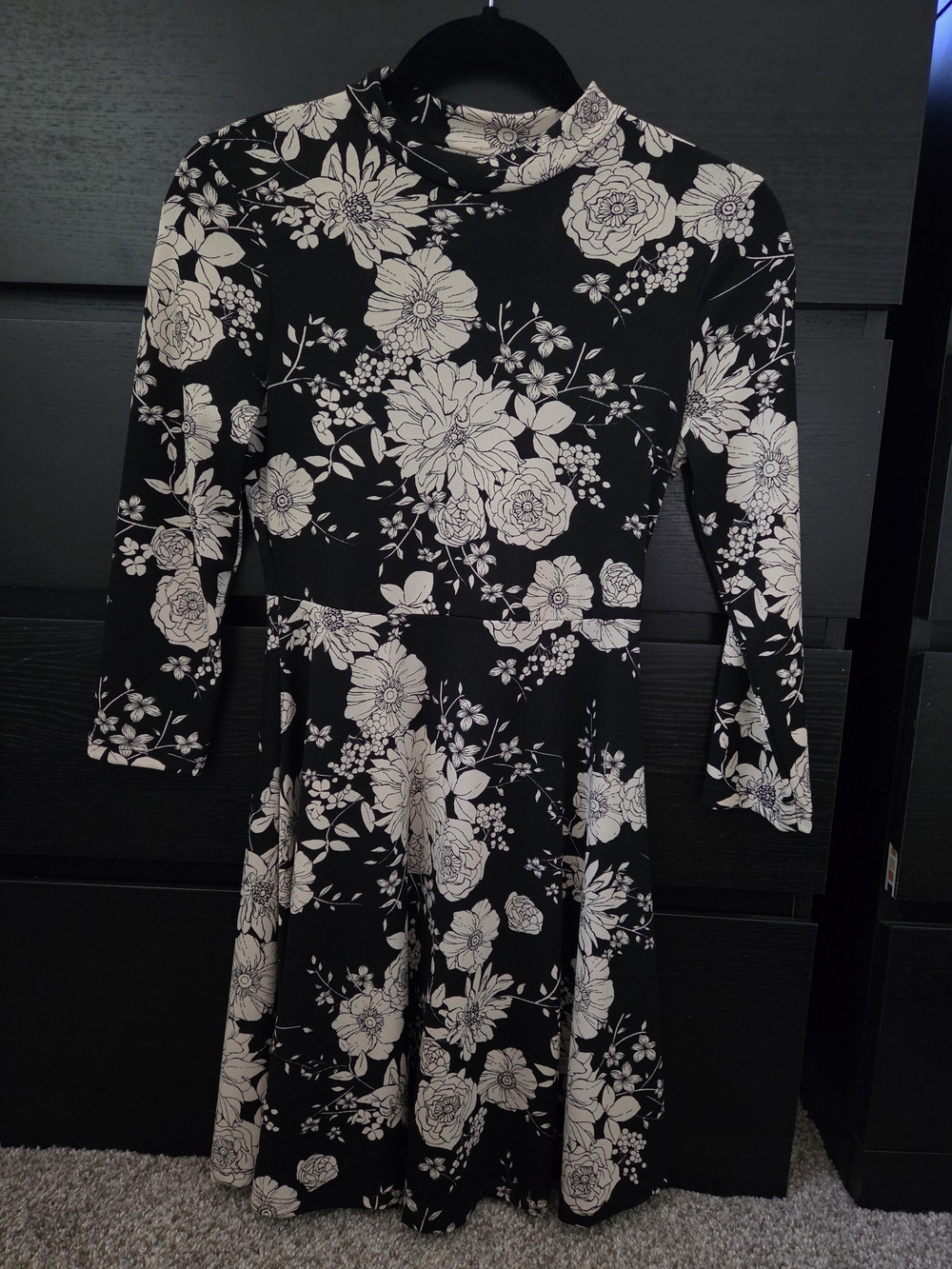 Lush Black Dress with White Floral Print โ Long Sleeve Fit-and-Flare